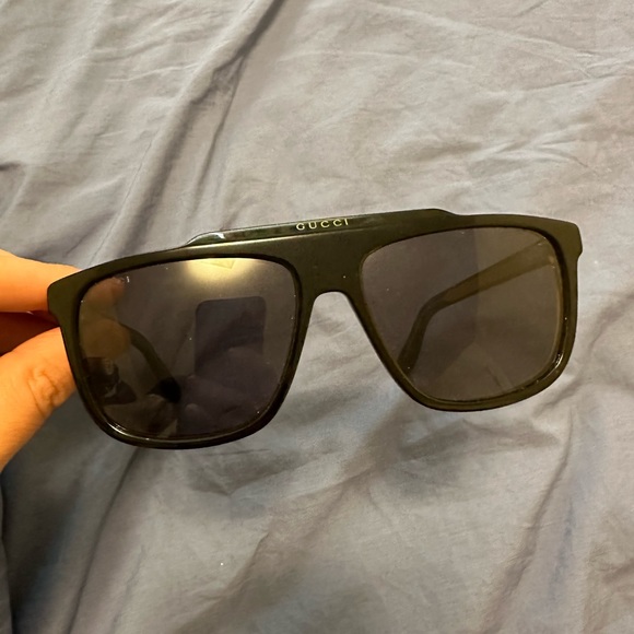 Men’s Gucci GG 1039S Sunglasses - Picture 2 of 4